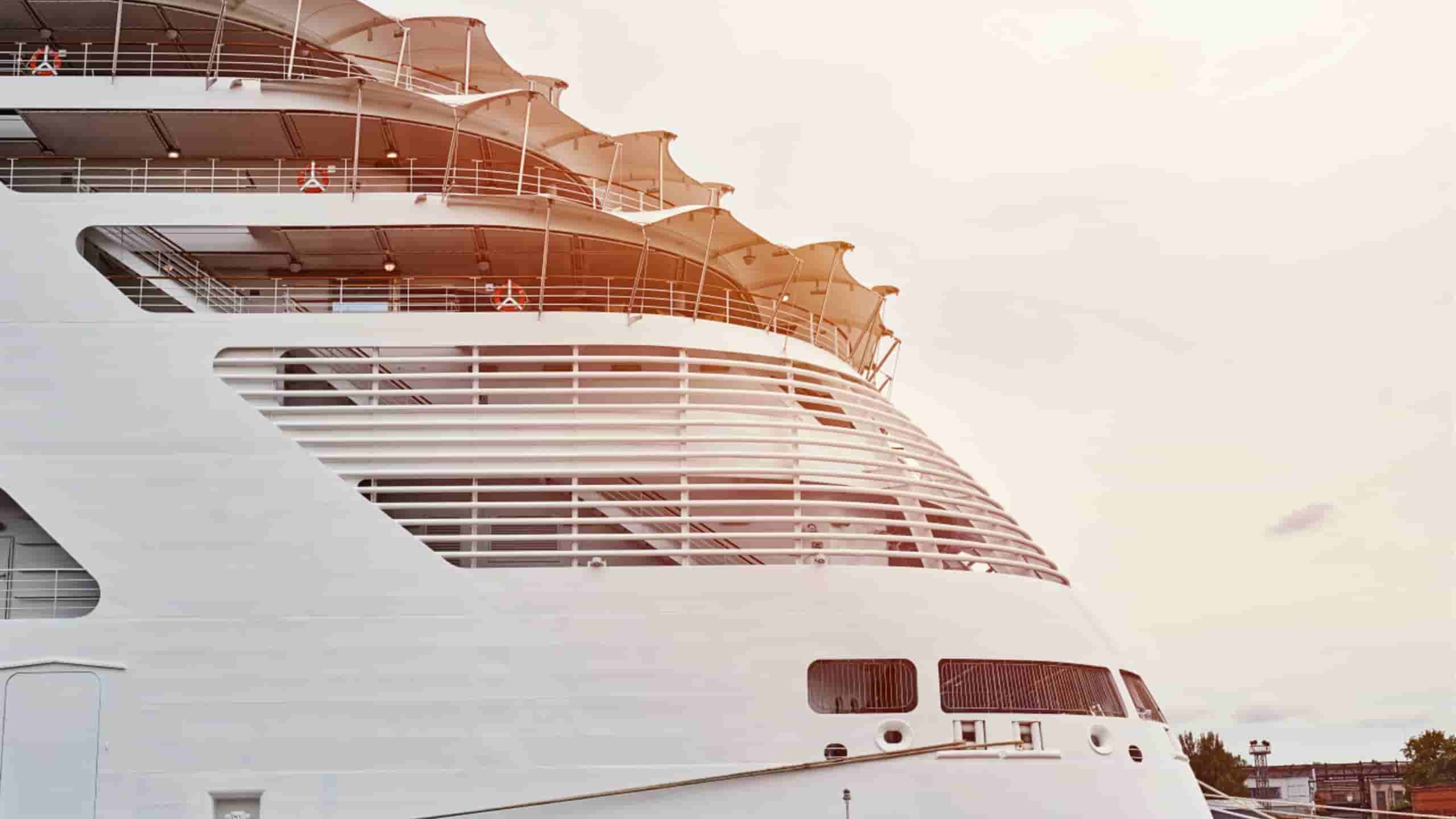 How to prepare for a naked cruise vacation