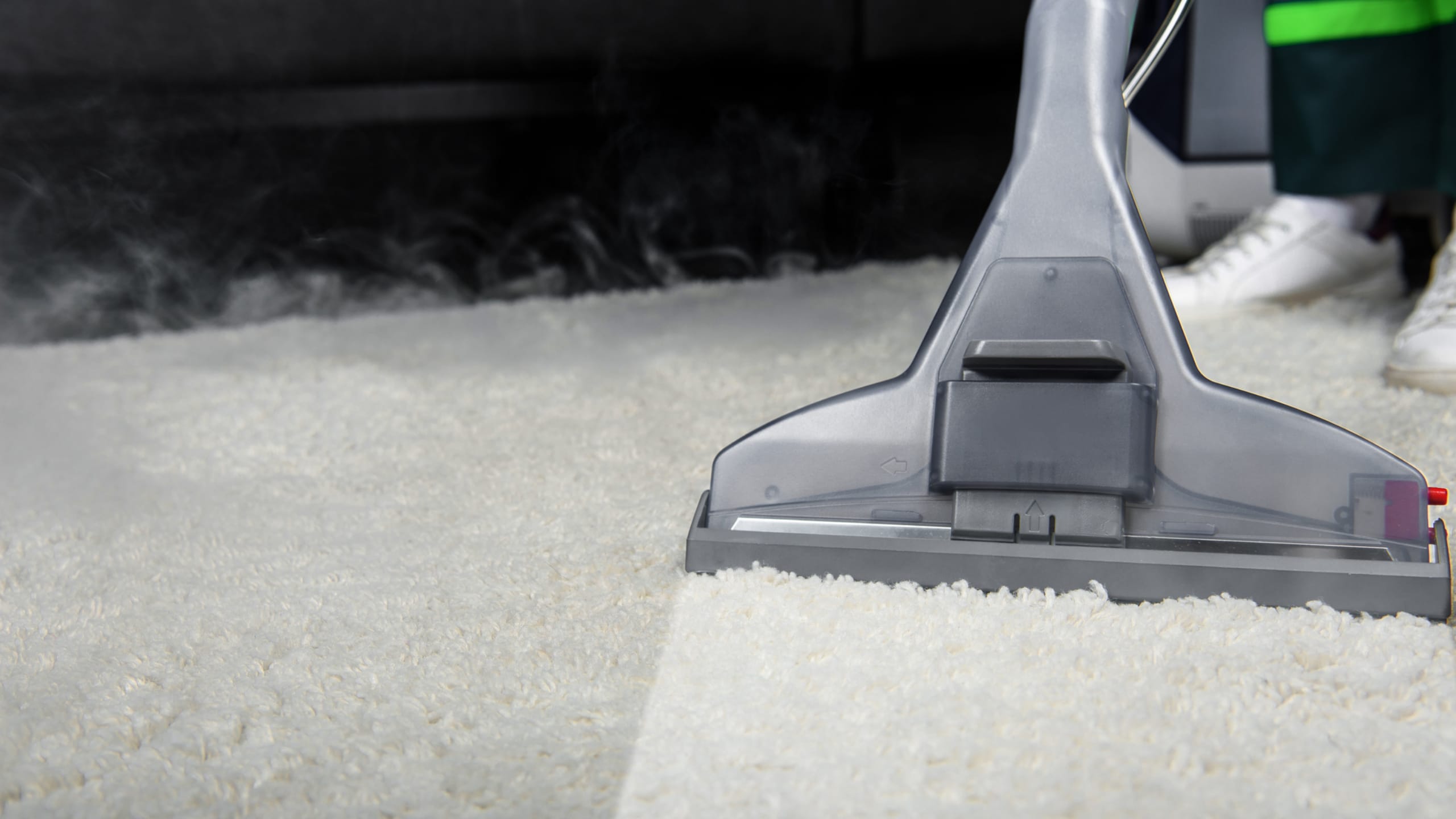 What are the Advantages of Using a Reliable Commercial Cleaner