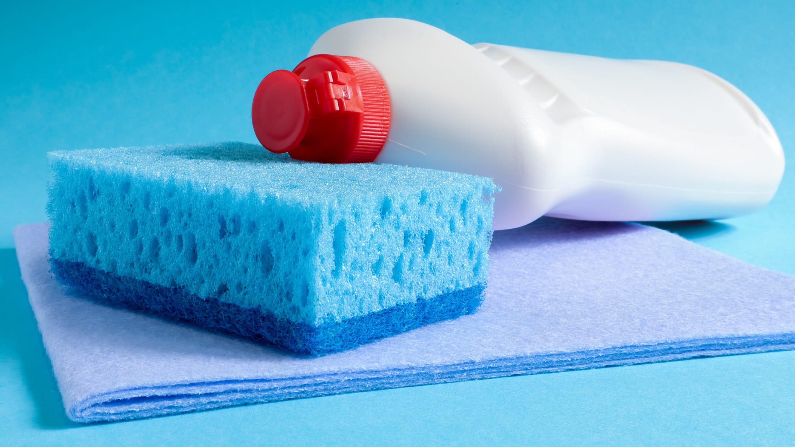 How to Keep Your Office Spotless with Simple Cleaning Tips!