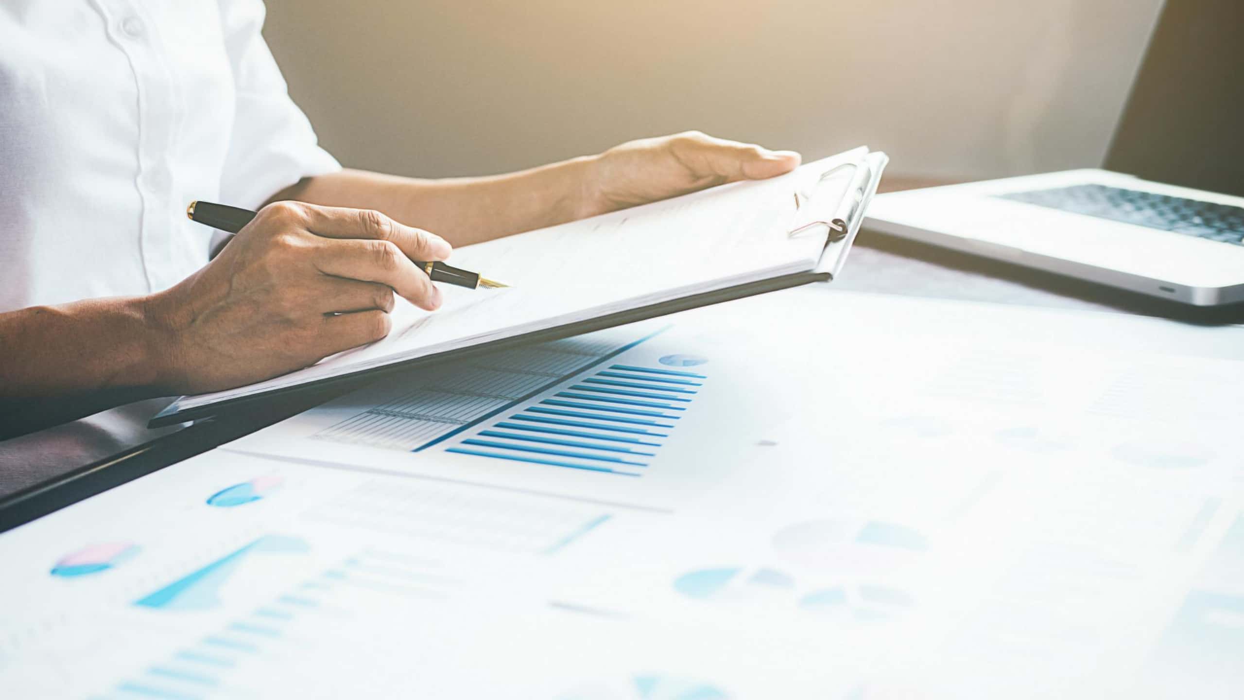 What is the Ultimate Guide to Becoming an Elite Strategic Consultant